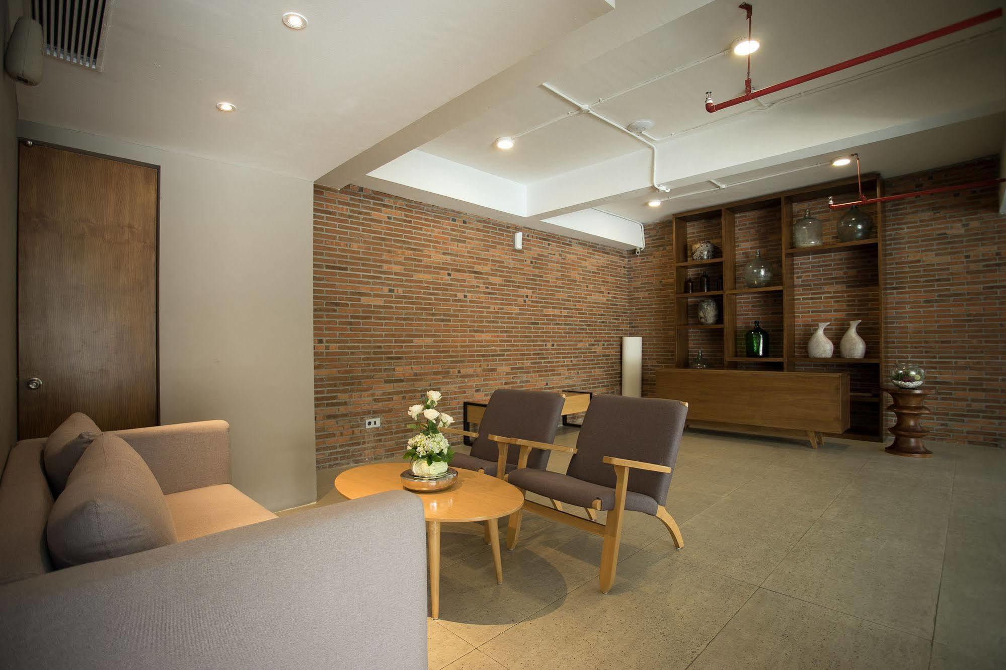 三宝垄新邦利马全住酒店 外观 照片